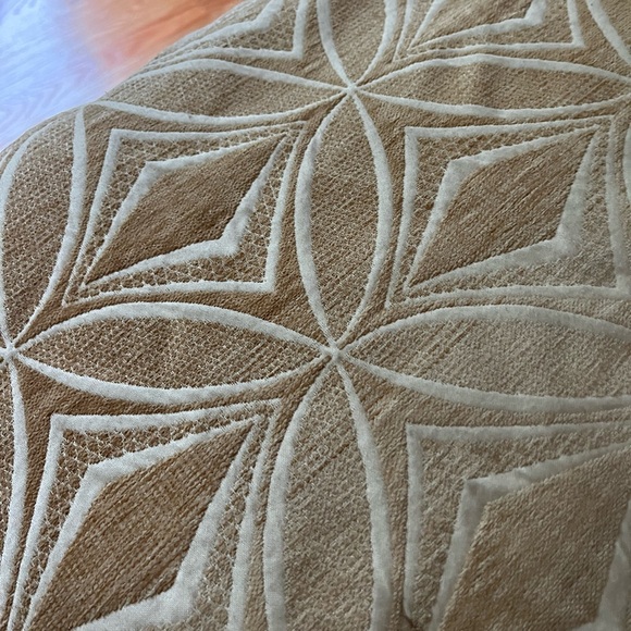 🌼Queen comforter and dust ruffle - Picture 10 of 14